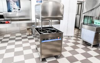 Lavastoviglie professionale